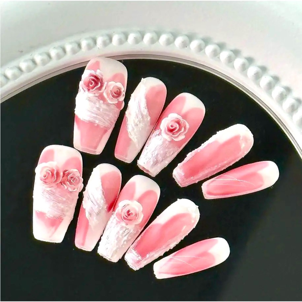 Gorgeous 10 pcs Handmade Press-On Nails (Nail Kit - Reusable).